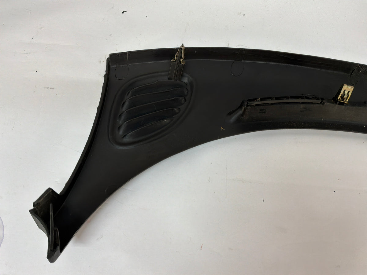2006 Pontiac GTO Windshield Dash Cowl Defrost Grille Panels Vent Trim Pair OEM