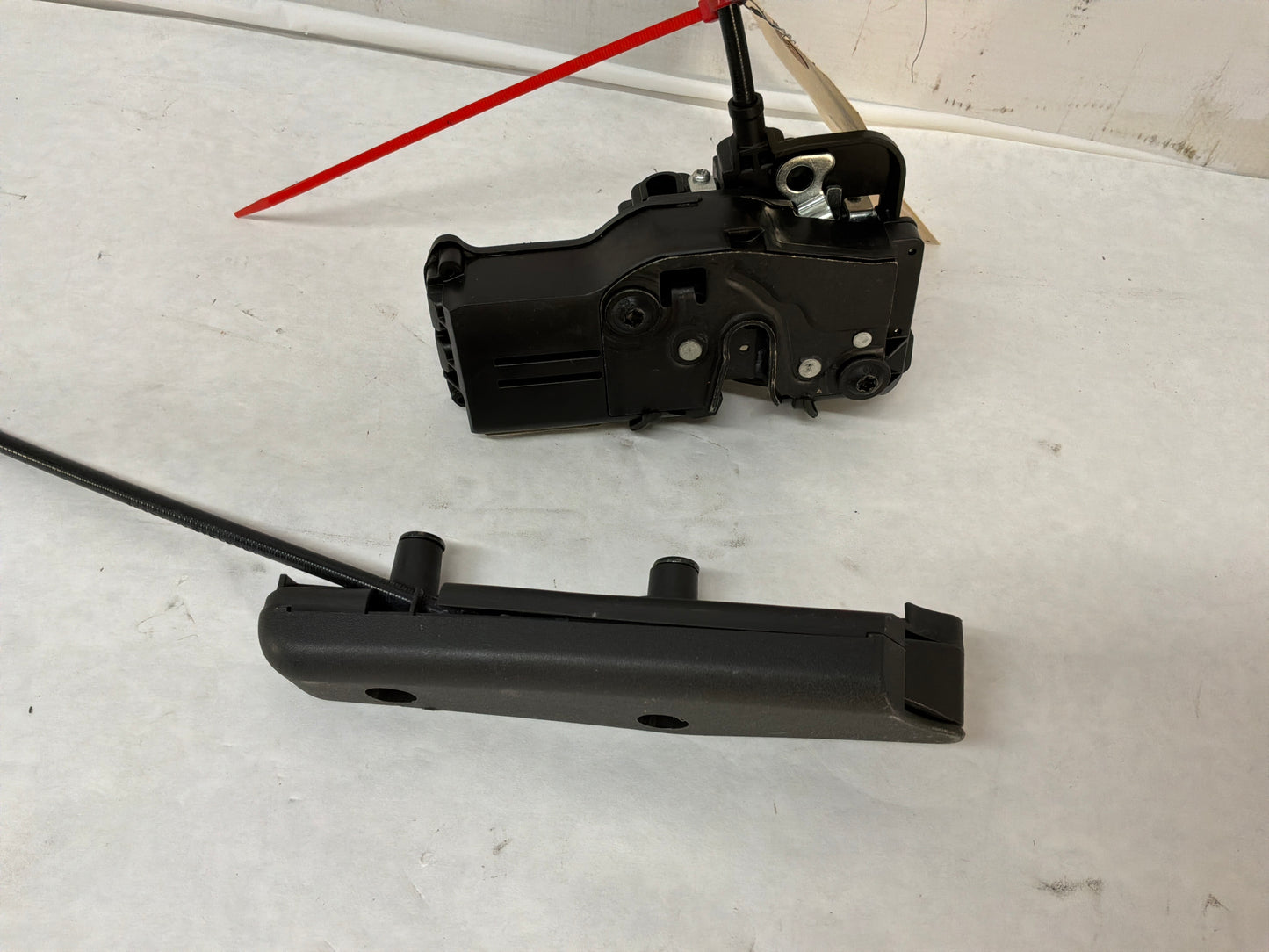 Rh actuator - Day's Parts Yard