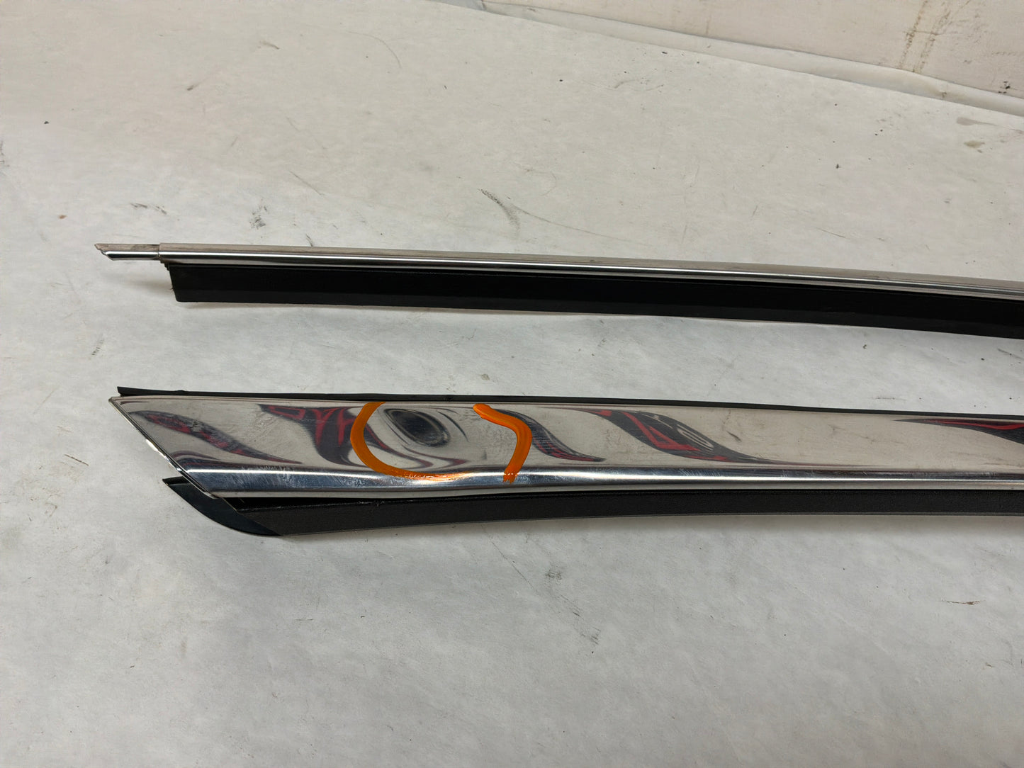 Door trim - Day's Parts Yard