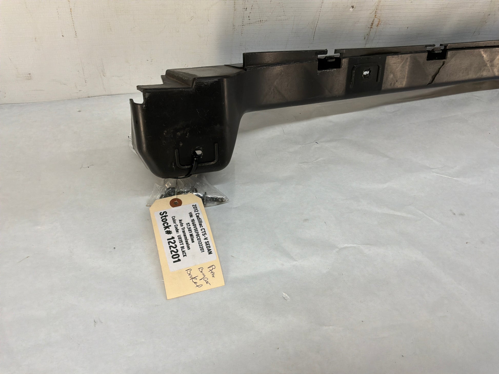 Bumper bracket - Day's Parts Yard