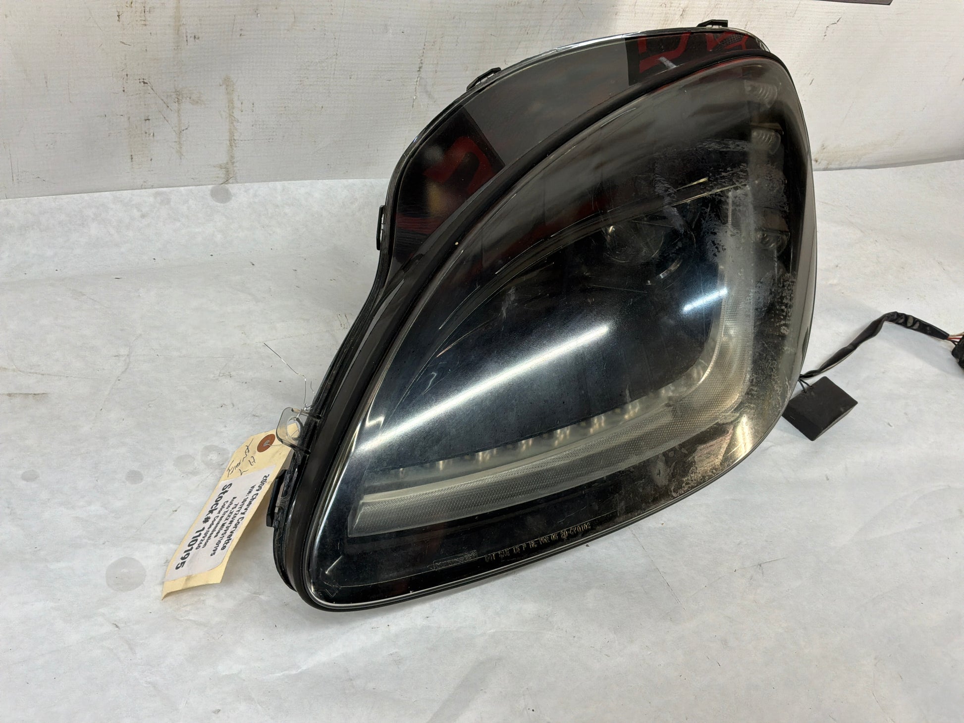 Headlight - Day's Parts Yard