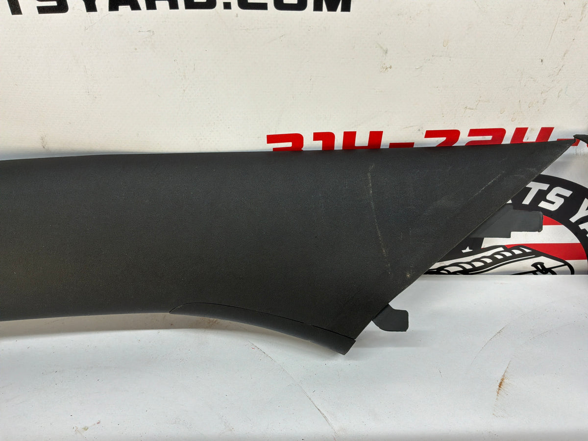2008 Pontiac G8 GT RH & LH Interior A pillar Windshield Trim Panel OEM