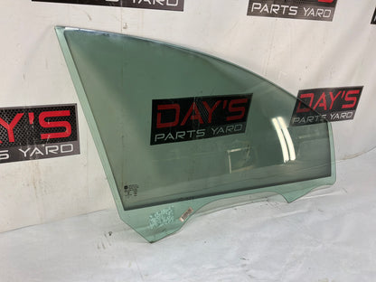 Rh front door window glass - Day's Parts Yard