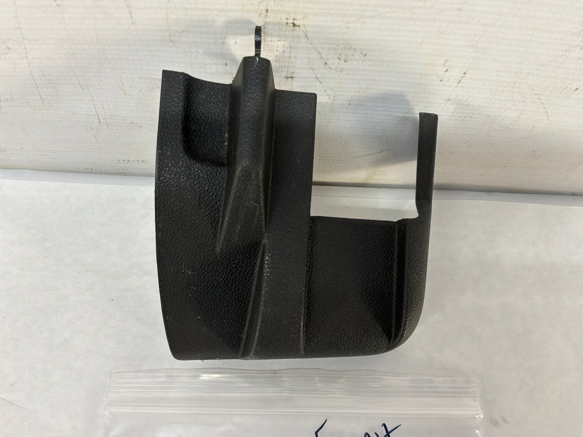 Lh trim - Day's Parts Yard