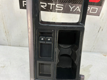 Center console trim - Day's Parts Yard