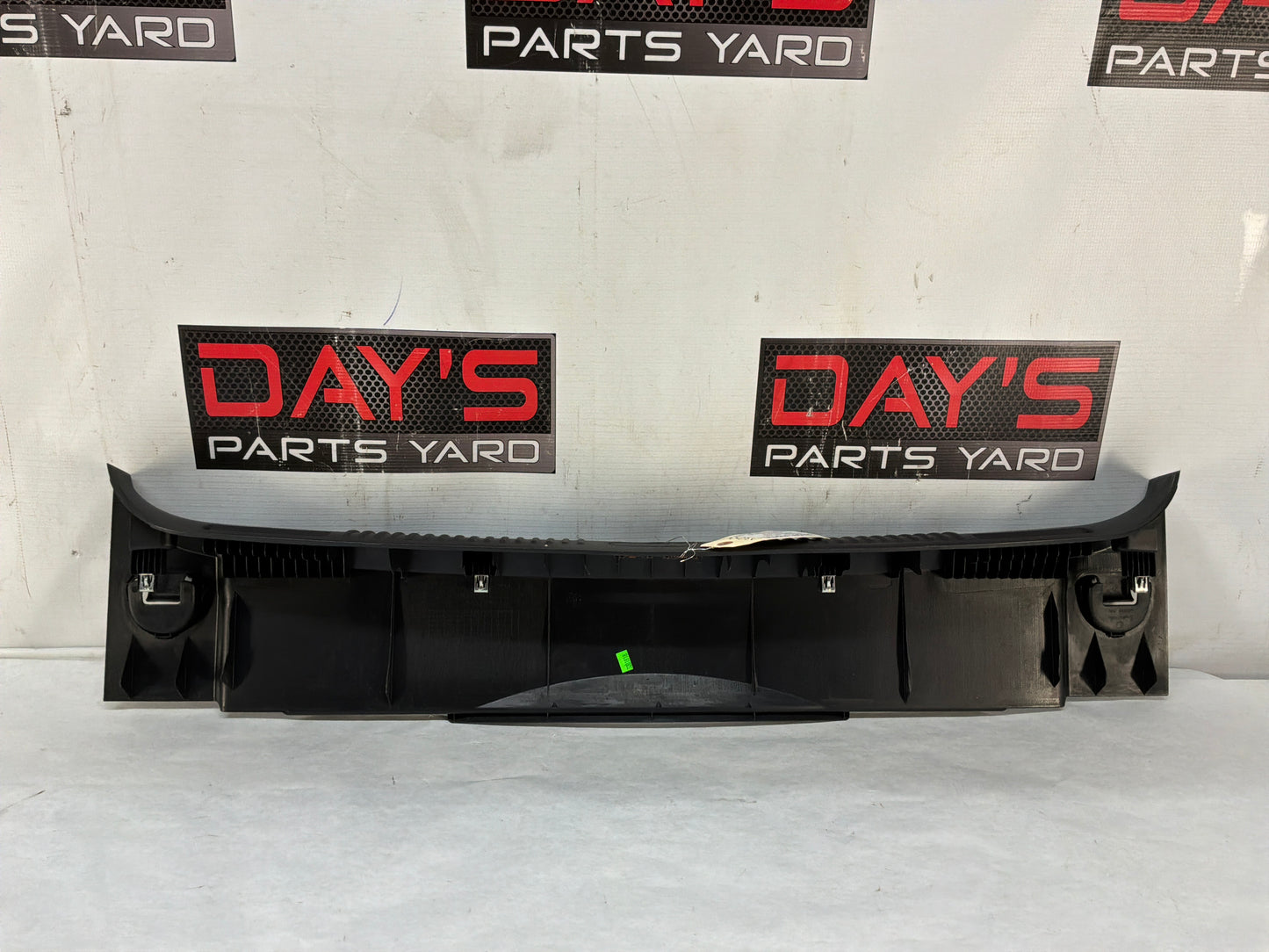 Panel - Day's Parts Yard