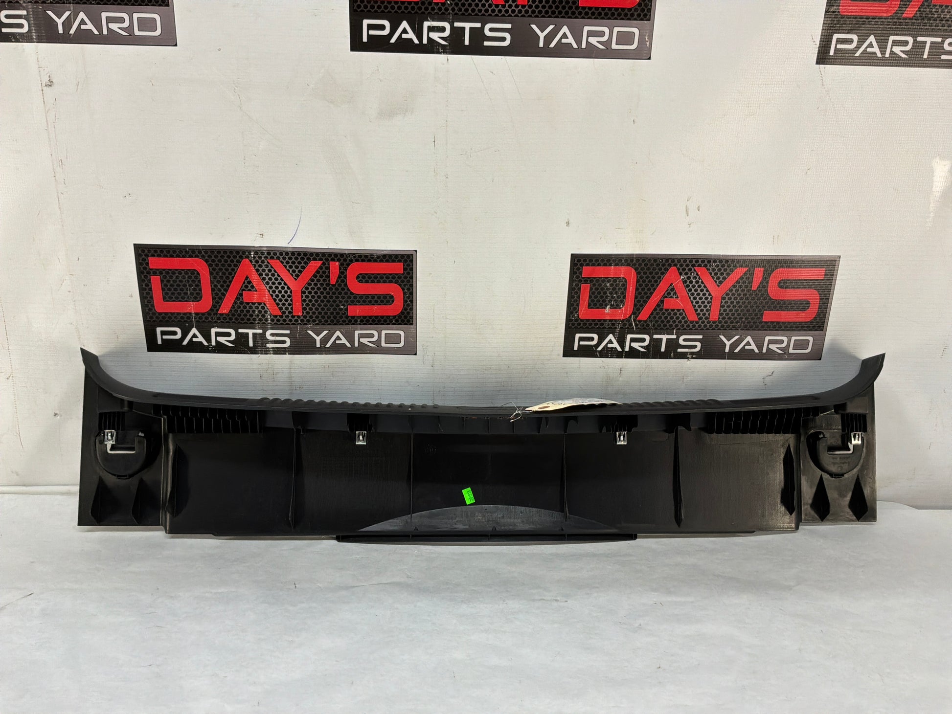 Panel - Day's Parts Yard
