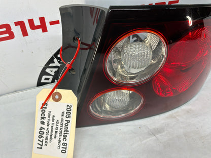 2005 Pontiac GTO RH Passenger Tail Light Taillight Lamp OEM