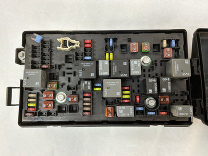 2014 Chevy Camaro SS Engine Bay Accessory Wiring Junction Fuse Relay Box Block OEM