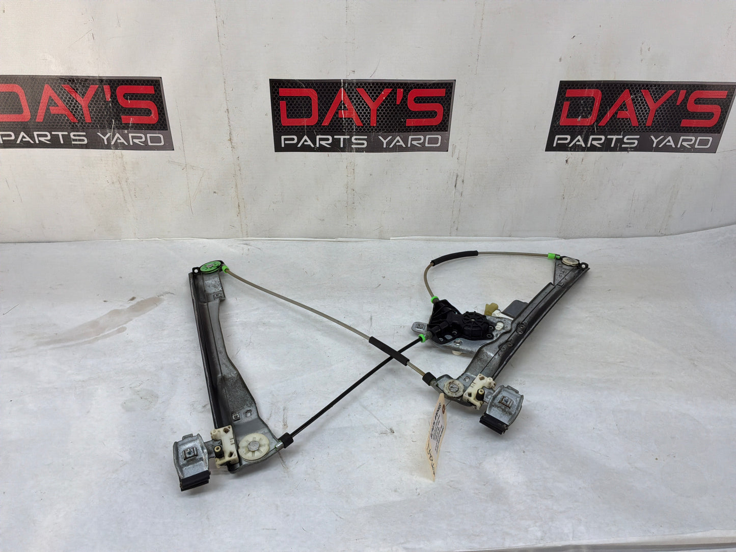 2008 Pontiac G8 LH Driver Front Door Window Regulator Motor OEM