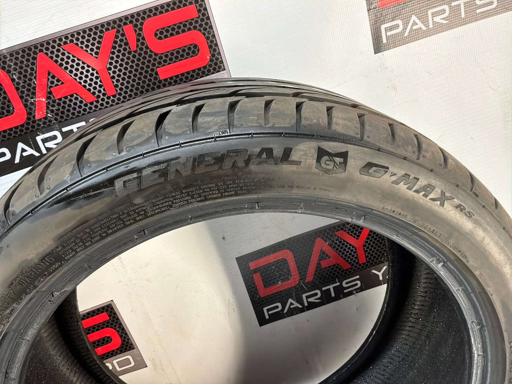 Genera G- Max Tire Set 245/40ZR18 - Day's Parts Yard