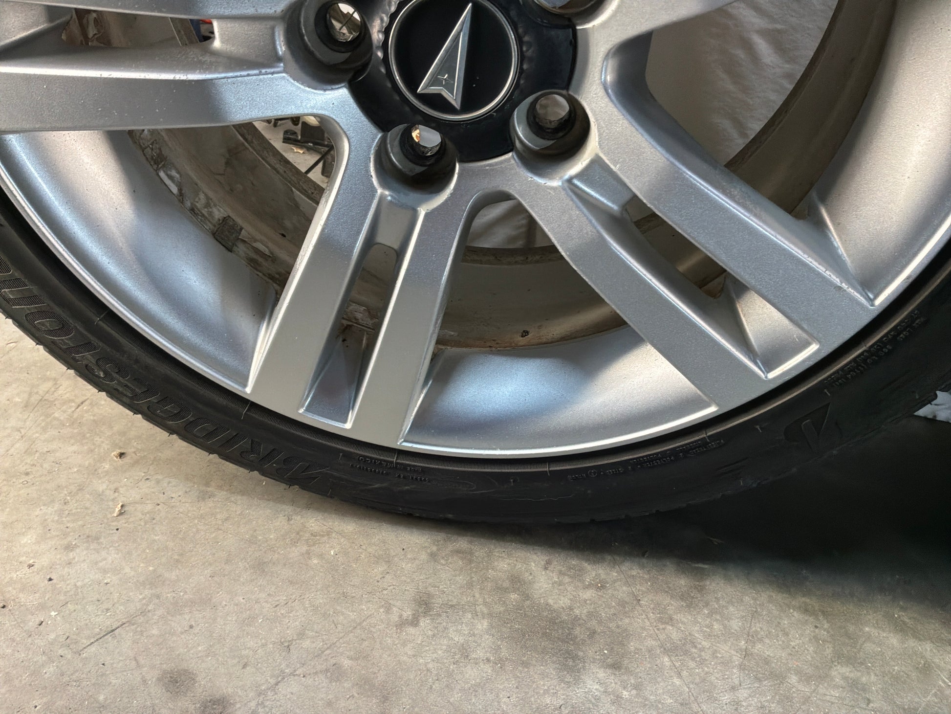 Wheels and tire - Day's Parts Yard