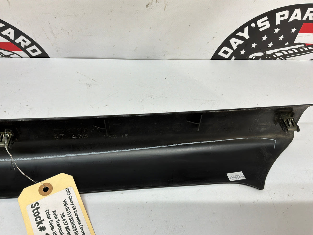 2002 Chevy Corvette Convertible LH Driver Interior Rocker Molding Kick Panel Plate Trim OEM