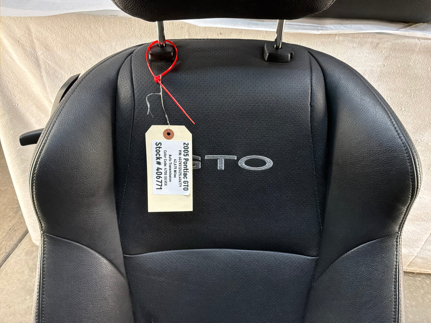 2005 Pontiac GTO Black Leather Front and Rear Seats Set OEM