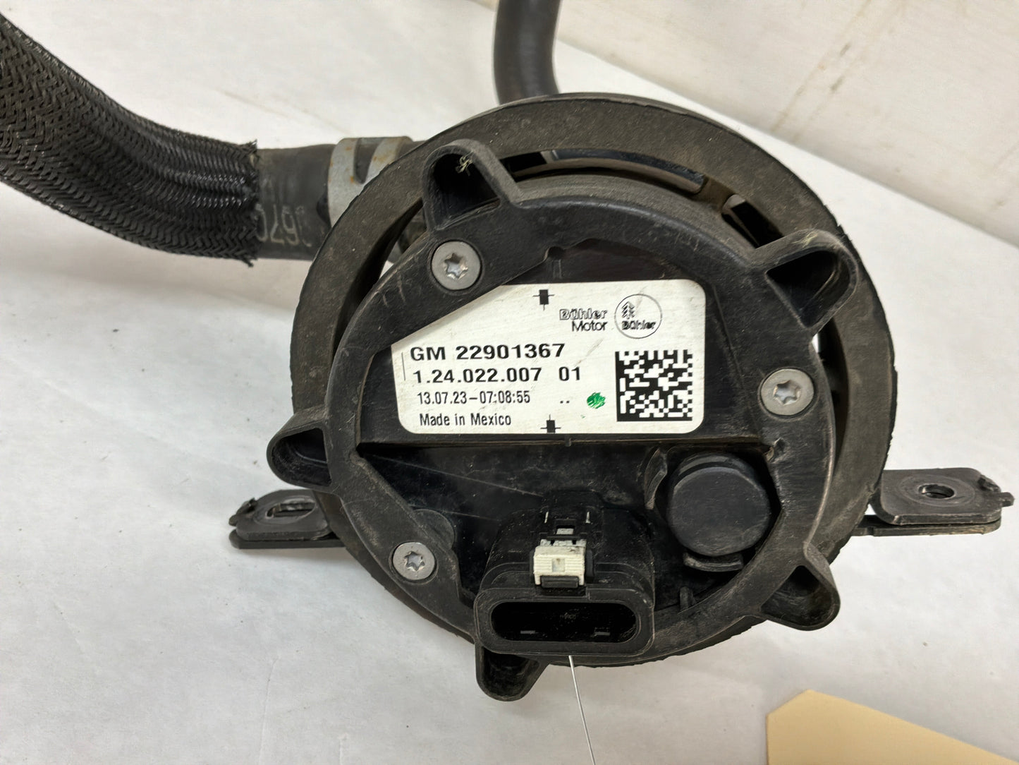 2014 Chevy Camaro ZL1 Supercharger Heat Exchanger Intercooler Fluid Pump Hoses Lines OEM