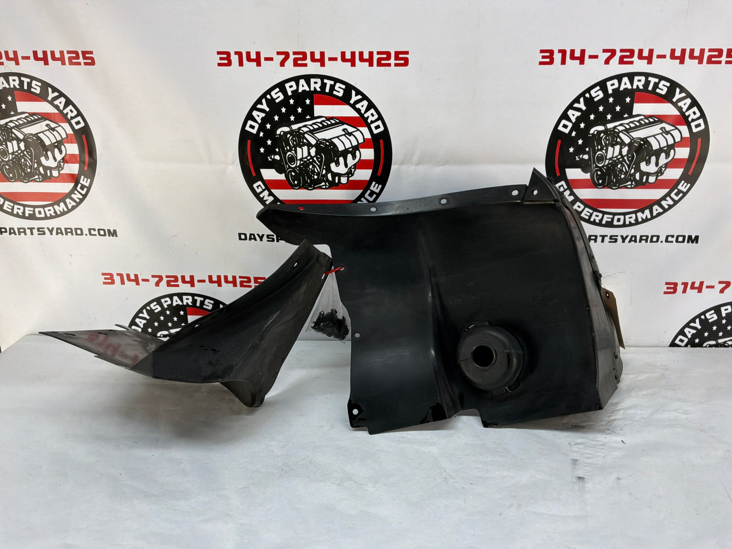 2007 Chevy C6 Corvette Convertible RH Passenger Front Fender Wheel Well Liner House OEM