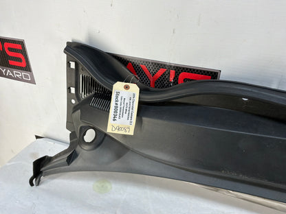 2014 Chevy Camaro ZL1 Windshield Wiper Cowl Grille Panel Assembly OEM