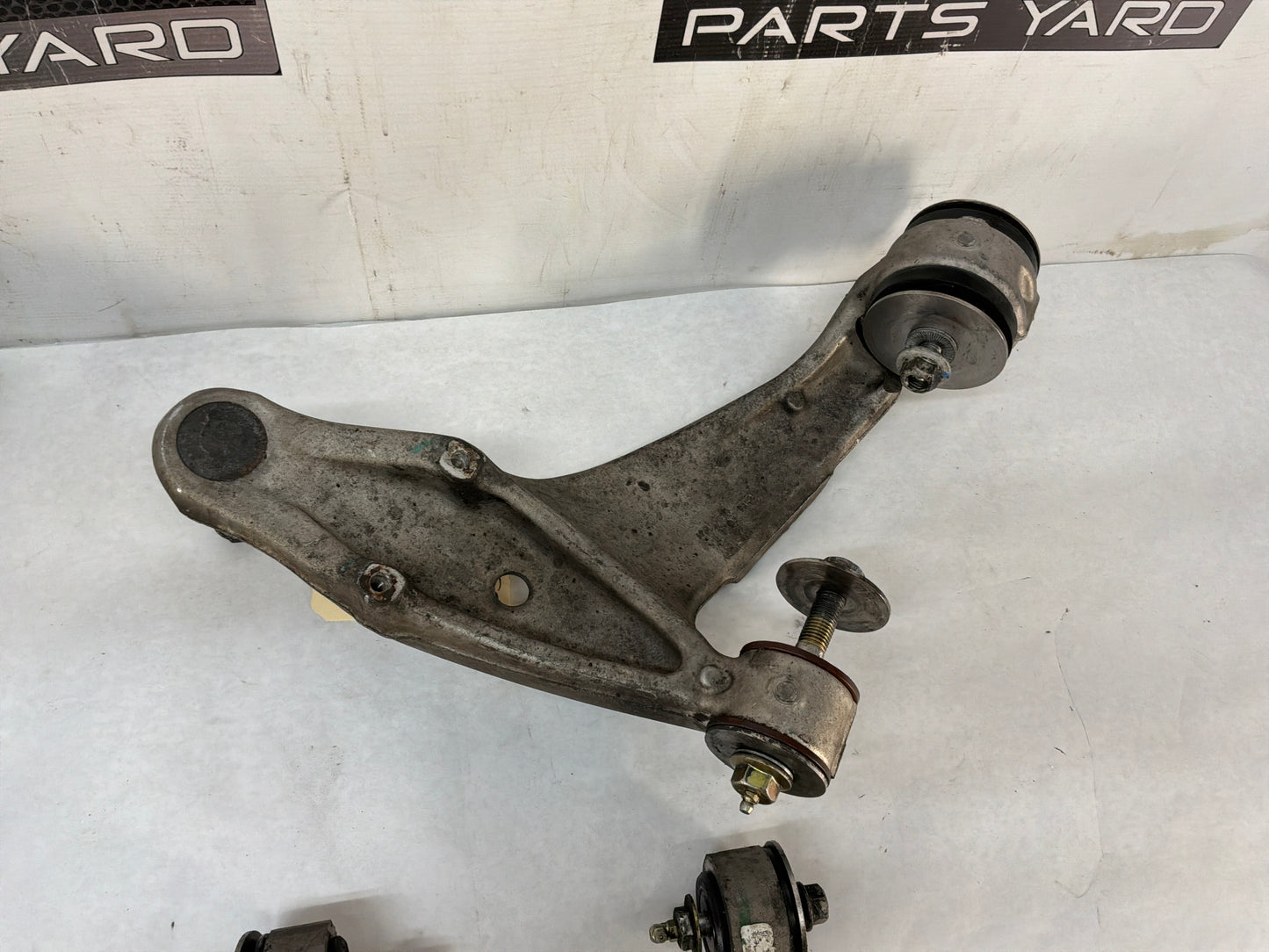 2013 Cadillac CTS-V Sedan RH & LH Front & Rear Upper Control Arm OEM - Day's Parts Yard