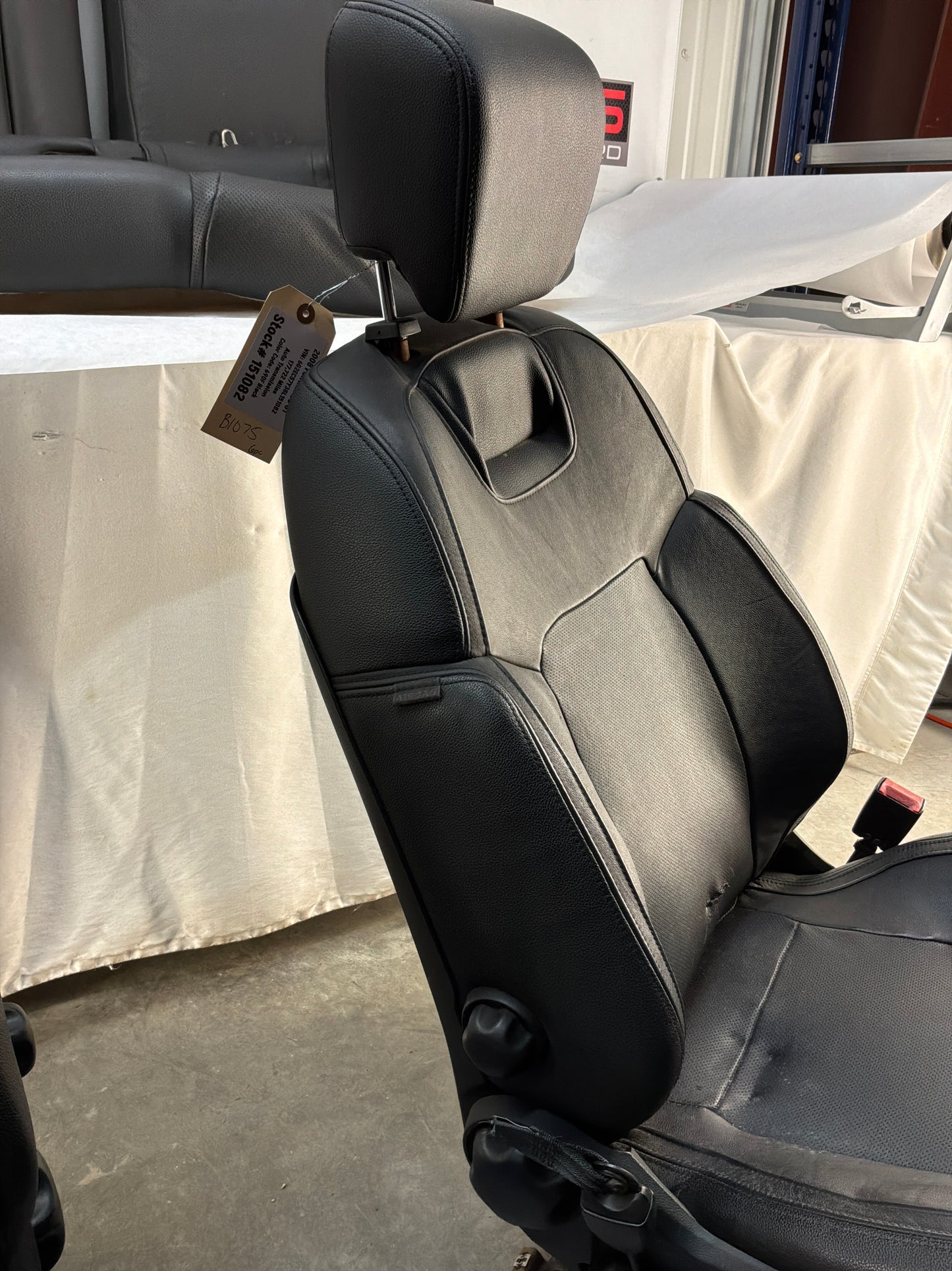 2008 Pontiac G8 GT Seats Fronts and Rears Black Leather OEM