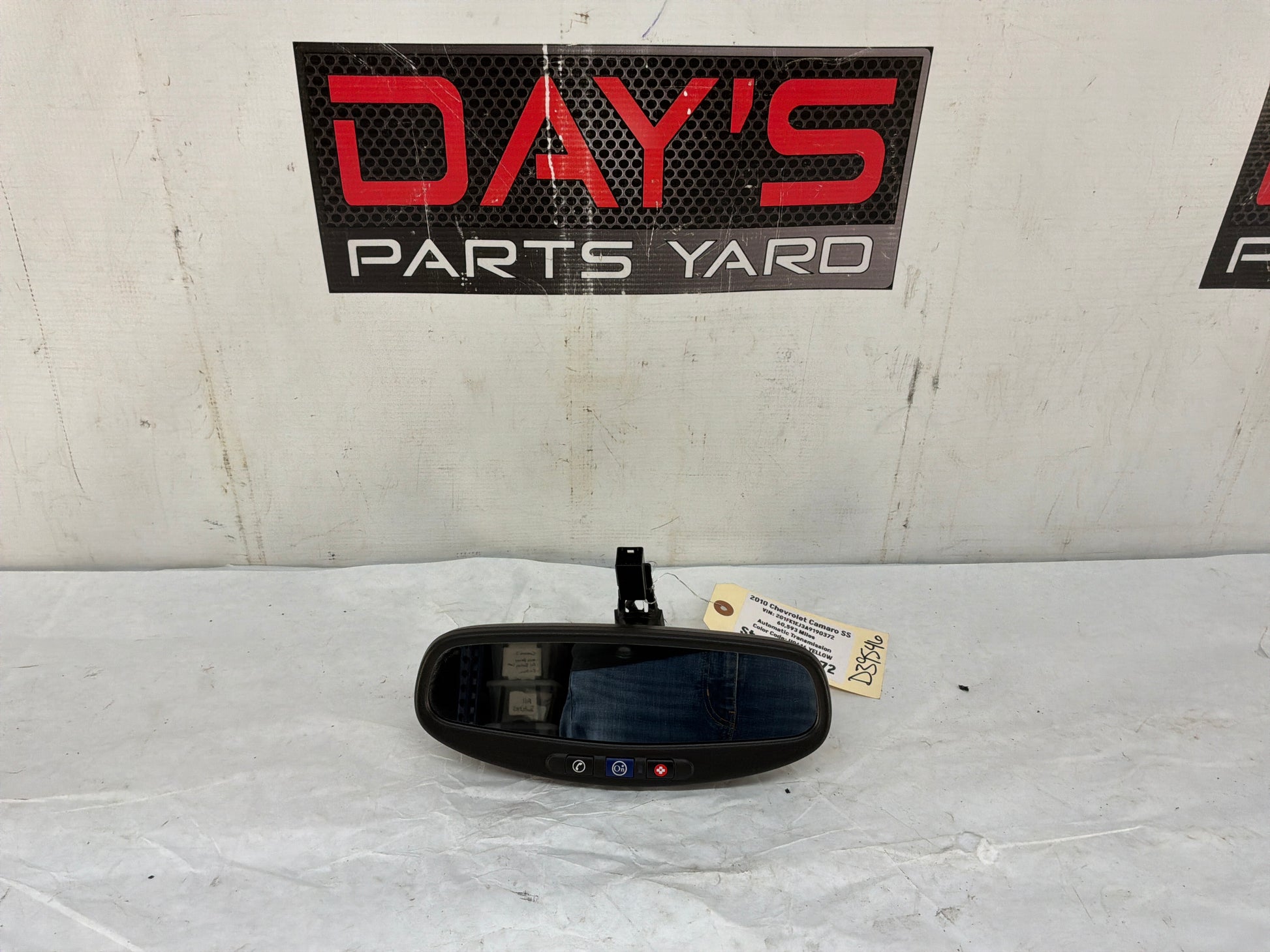 Rearview mirror - Day's Parts Yard