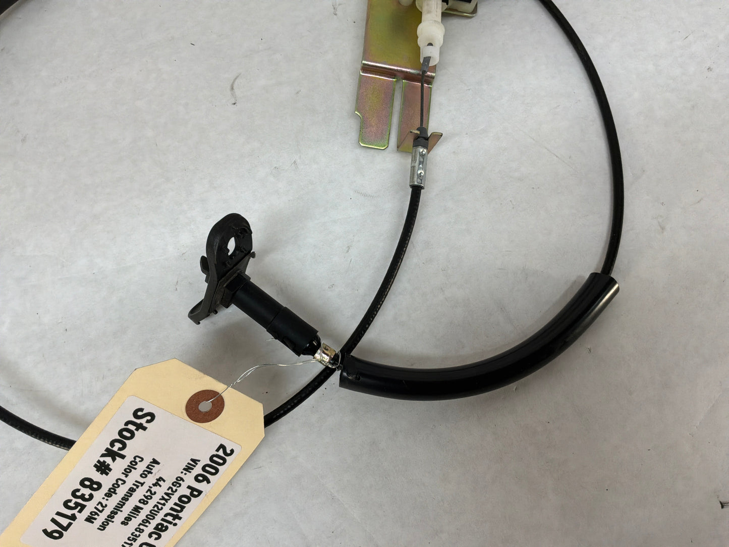 2006 Pontiac GTO Fuel Gas Door Lock Actuator w/ Cable  OEM