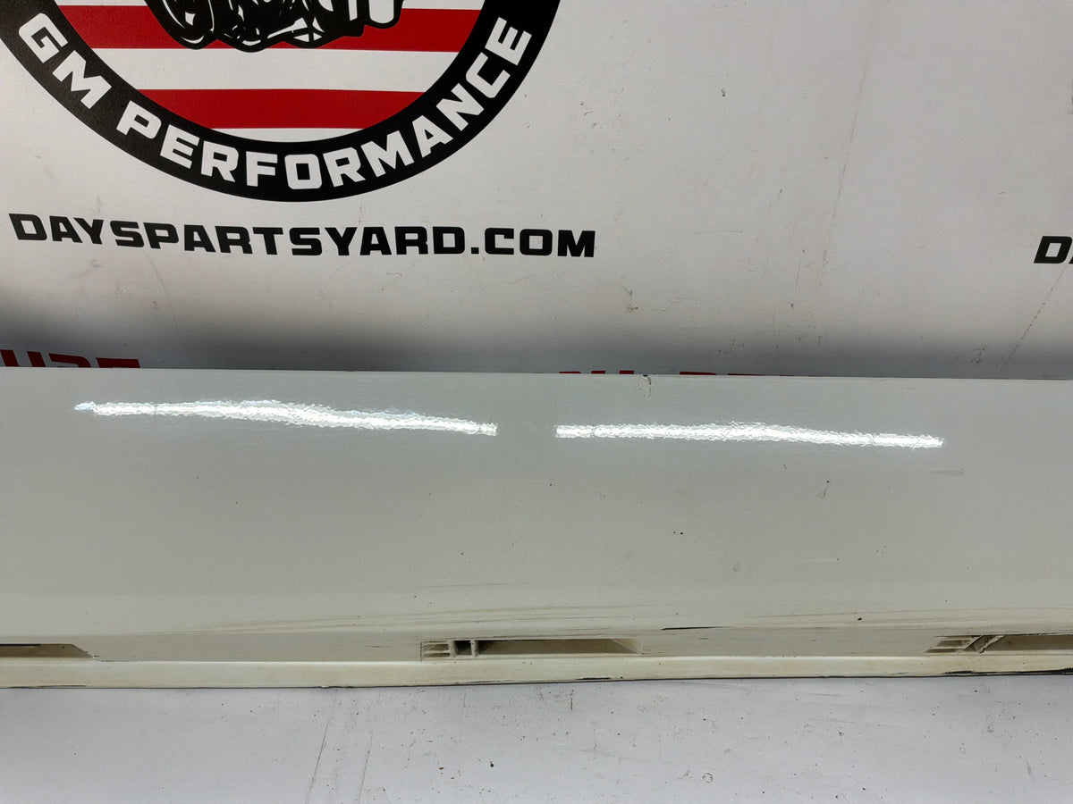 2014 Chevy Caprice PPV H Passenger Rocker Molding Side Skirt Panel Trim Molding OEM