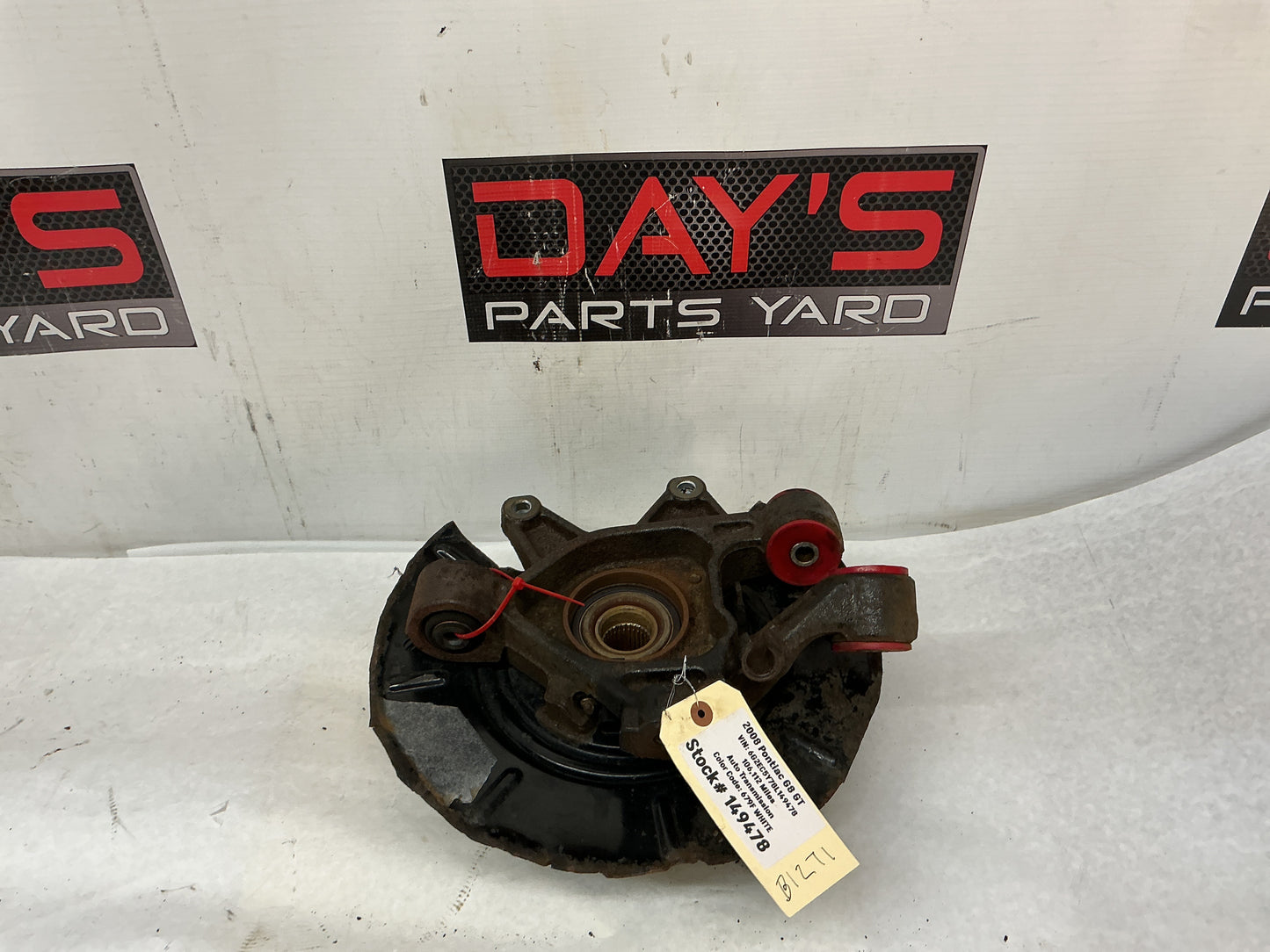 2008 Pontiac G8 RH Passenger Rear Suspension Spindle Hub Knuckle Wheel Bearing OEM