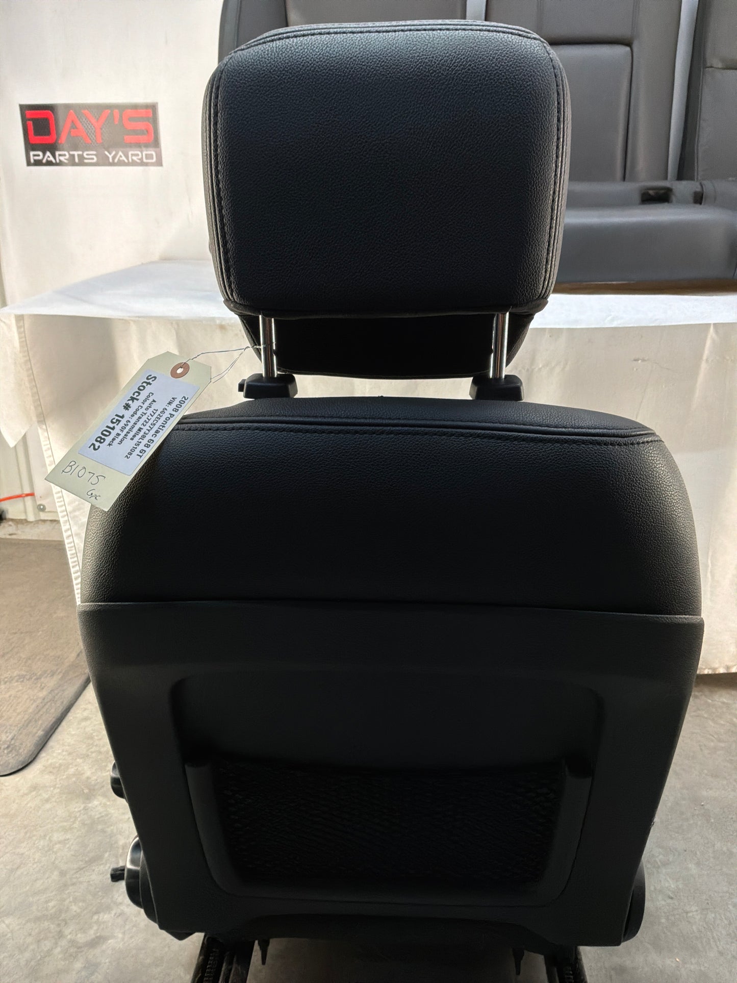 2008 Pontiac G8 GT Seats Fronts and Rears Black Leather OEM