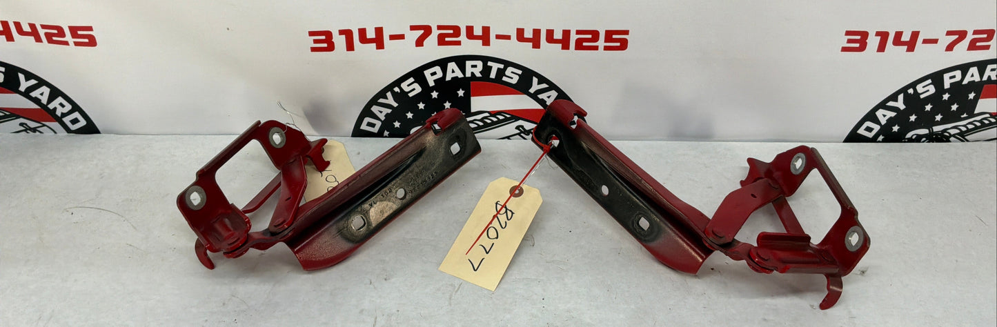 2013 Chevy Camaro 1LE RH & LH Hood Hinges OEM