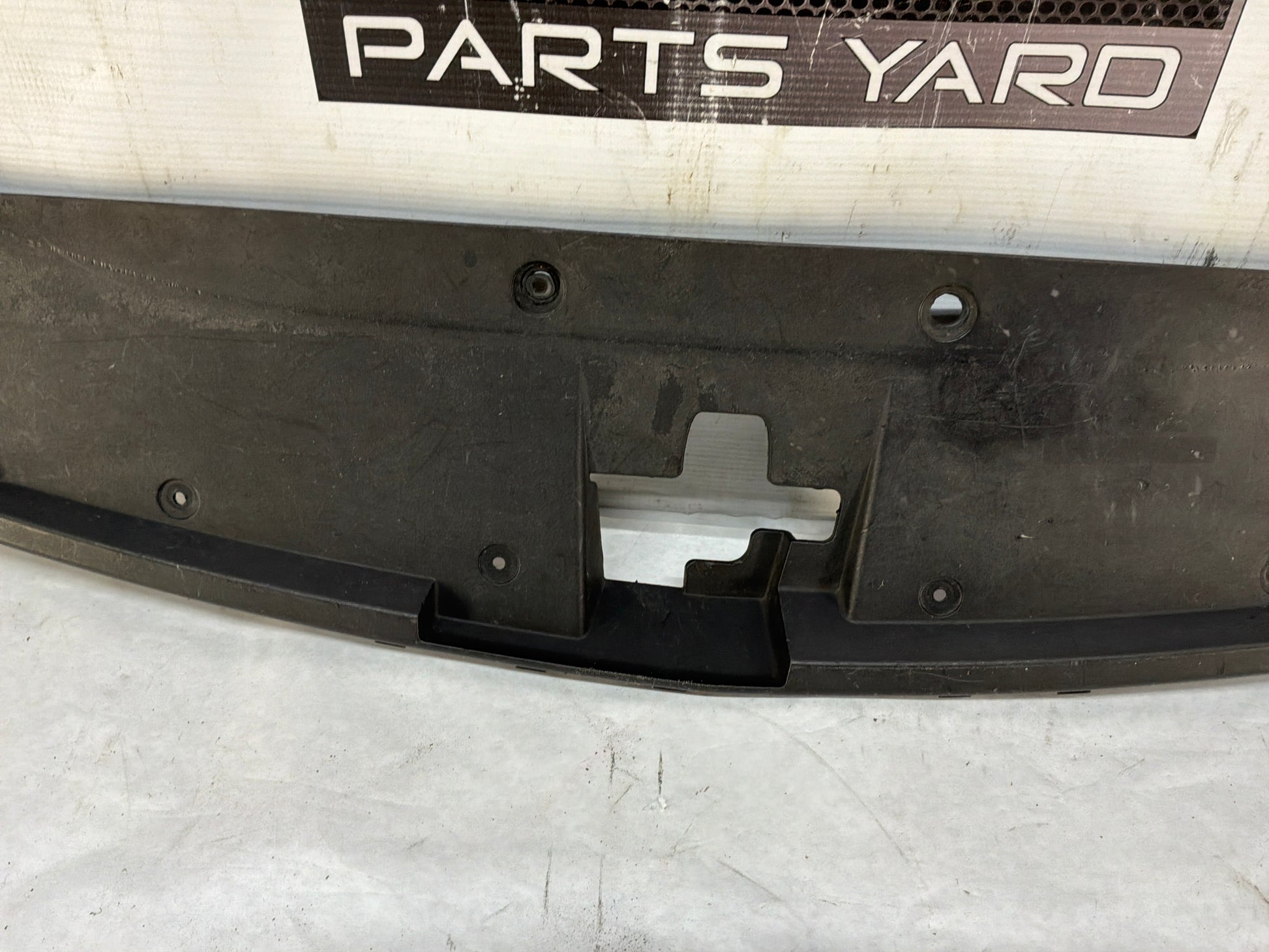 Radiator cover - Day's Parts Yard