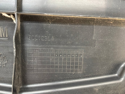 2008 Pontiac G8 Base Duct Radiator Engine Air Inle