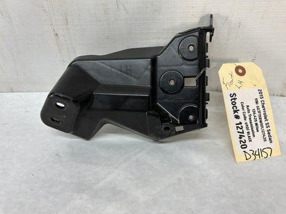 Lh fender bracket - Day's Parts Yard