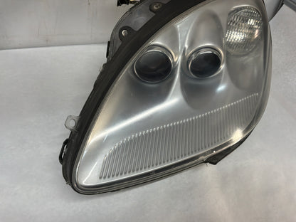 Headlight - Day's Parts Yard