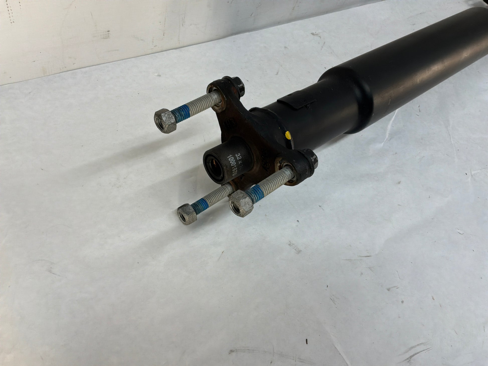 Driveshaft - Day's Parts Yard