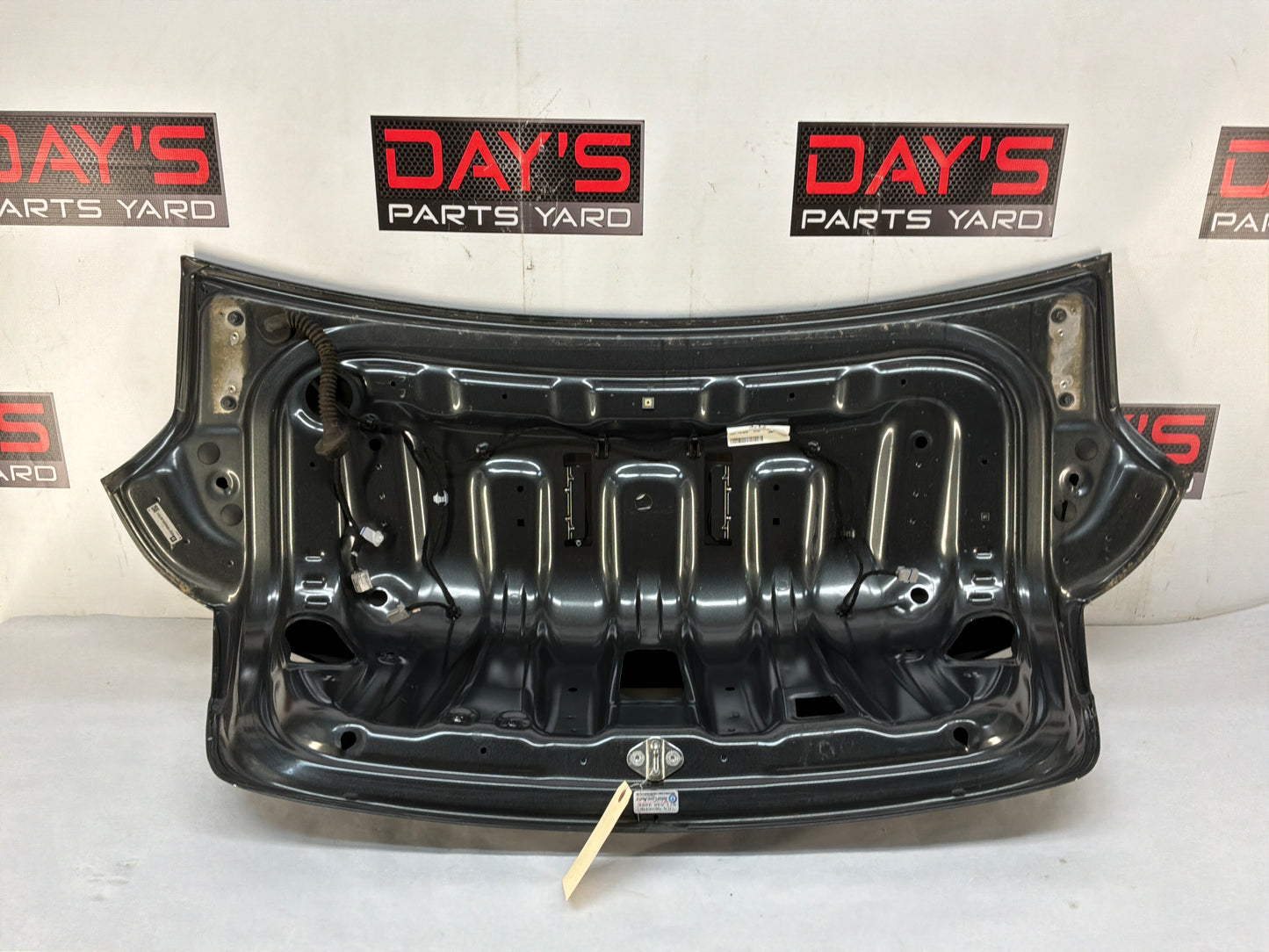 2017 Chevrolet SS Sedan Trunk deck lid