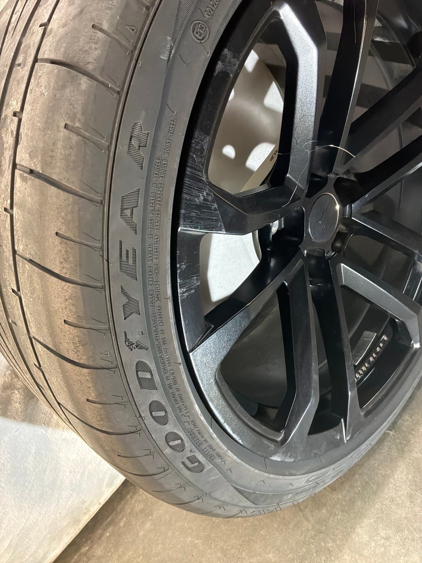 2014 Chevy Camaro ZL1 Factory OEM Wheels Rims and Goodyear Eagle F1 Tires 20X10 20X11