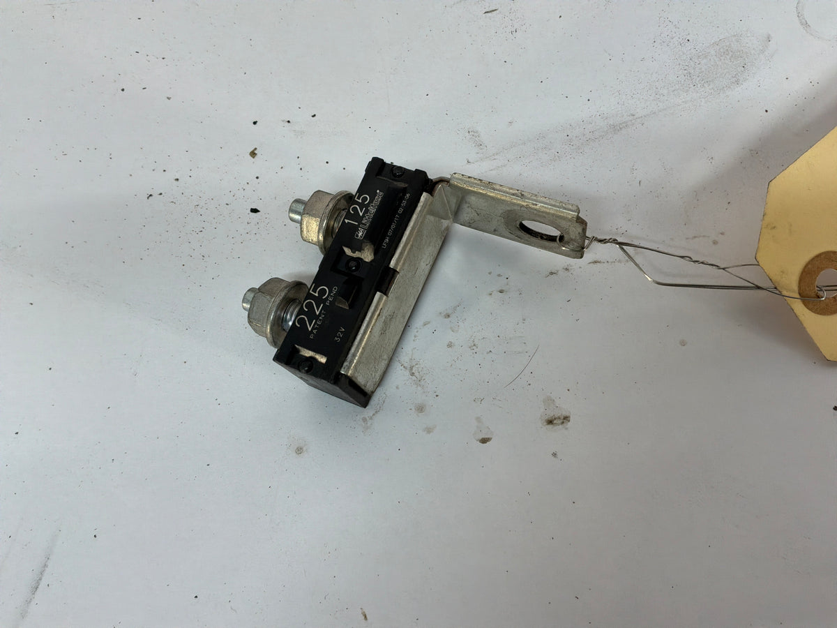 2014 Chevy Caprice PPV Jump Starter Post Positive Battery Circuit Fuse OEM