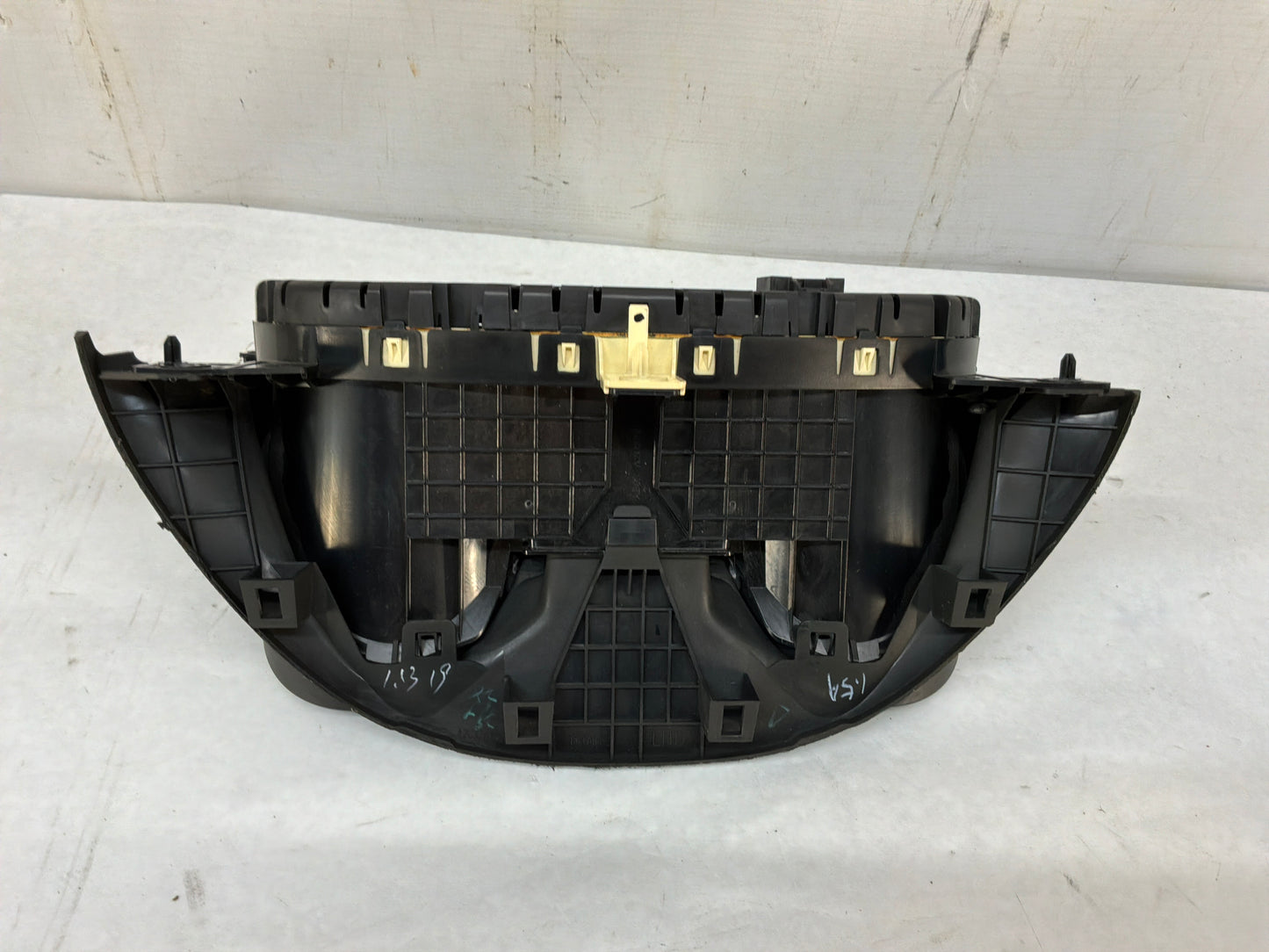 2016 Chevy Caprice PPV Gauge Cluster Speedometer Instrument Panel OEM