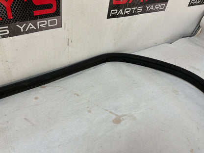 2016 Chevy Caprice PPV RH Passenger Rear Door Weather Strip Rubber Seal OEM