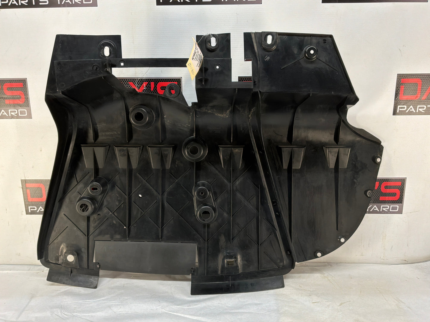 2004 Pontiac GTO Rear Air Deflector Differential Center Lower Body Cover OEM
