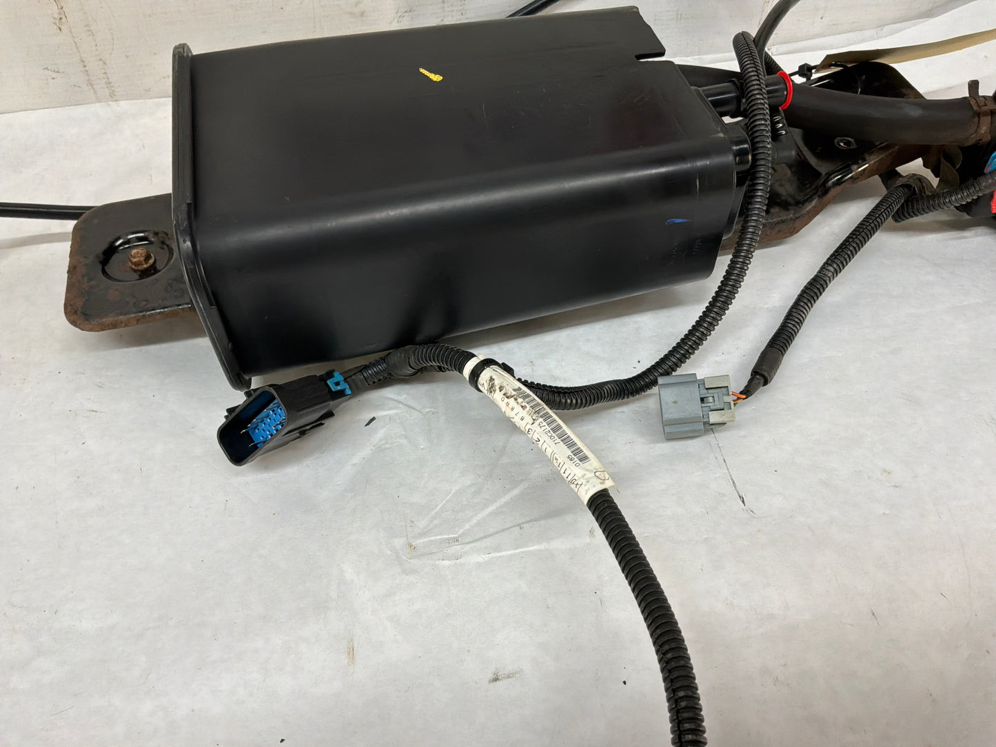 2008 Pontiac G8 GT EVAP Charcoal Canister Fuel Tank Wire Wiring Harness OEM