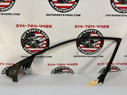 2009 Cadillac CTS-V LH Driver Front Door Garnish Molding Trim OEM