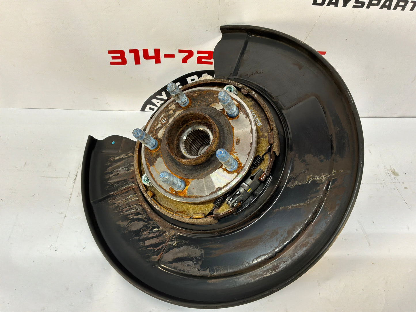 2014 Cadillac CTS-V Sedan Rear RH Passenger Knuckle Spindle Hub OEM