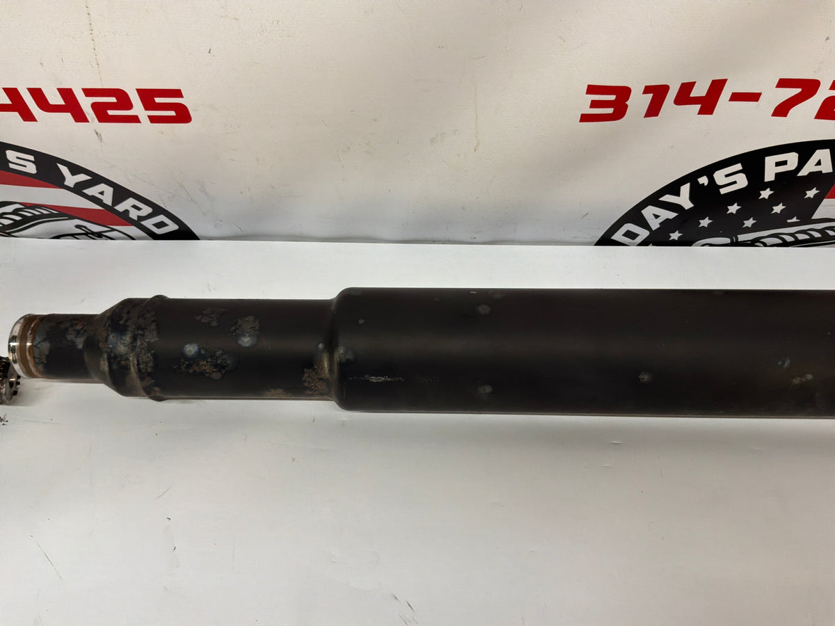 2014 Chevy SS Sedan Automatic Driveshaft Drive Shaft Propeller OEM