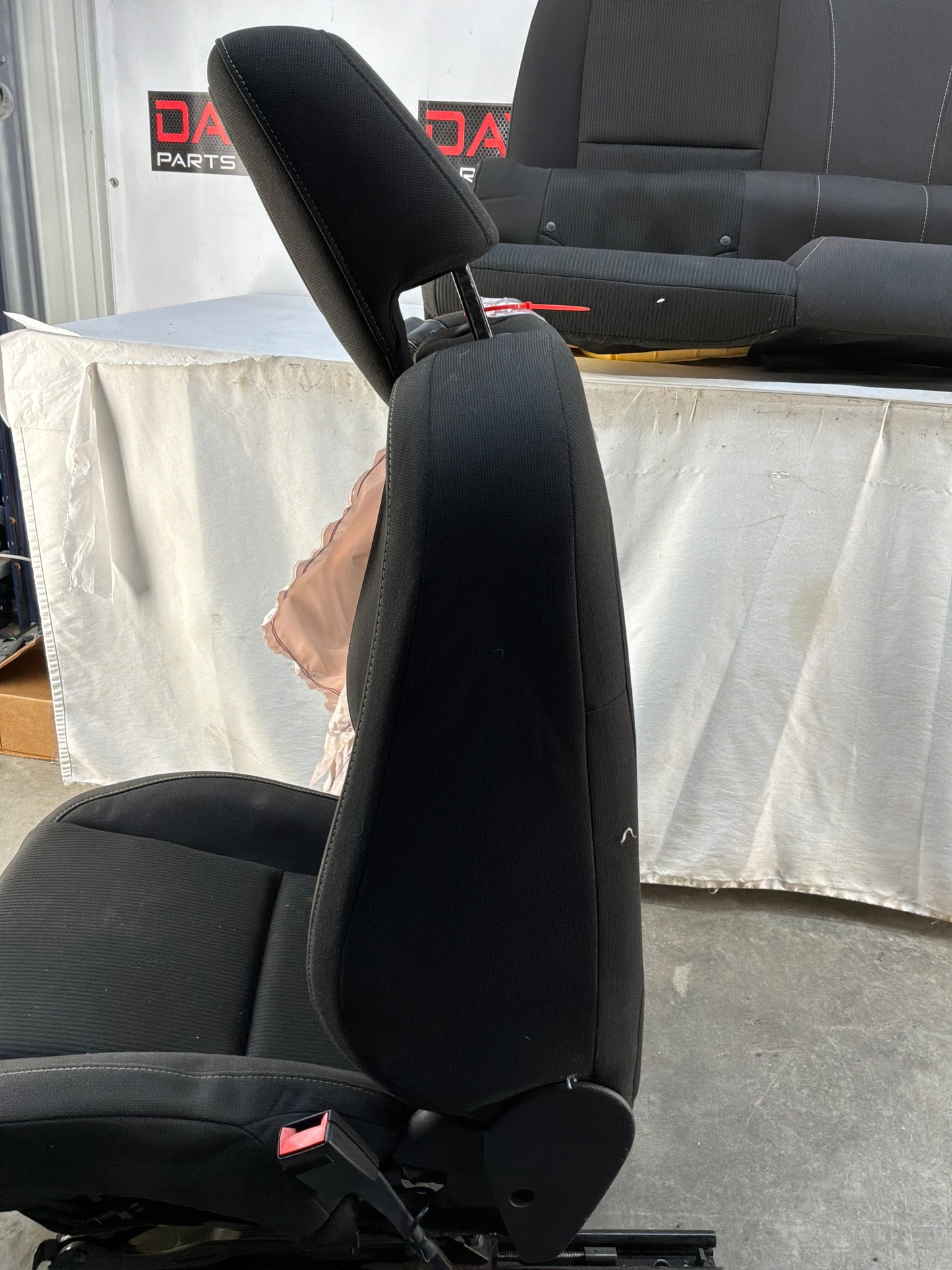 2015 Chevrolet Camaro SS 1LE Seats Fronts and Rears Black Clothe OEM LOCAL PICK UP