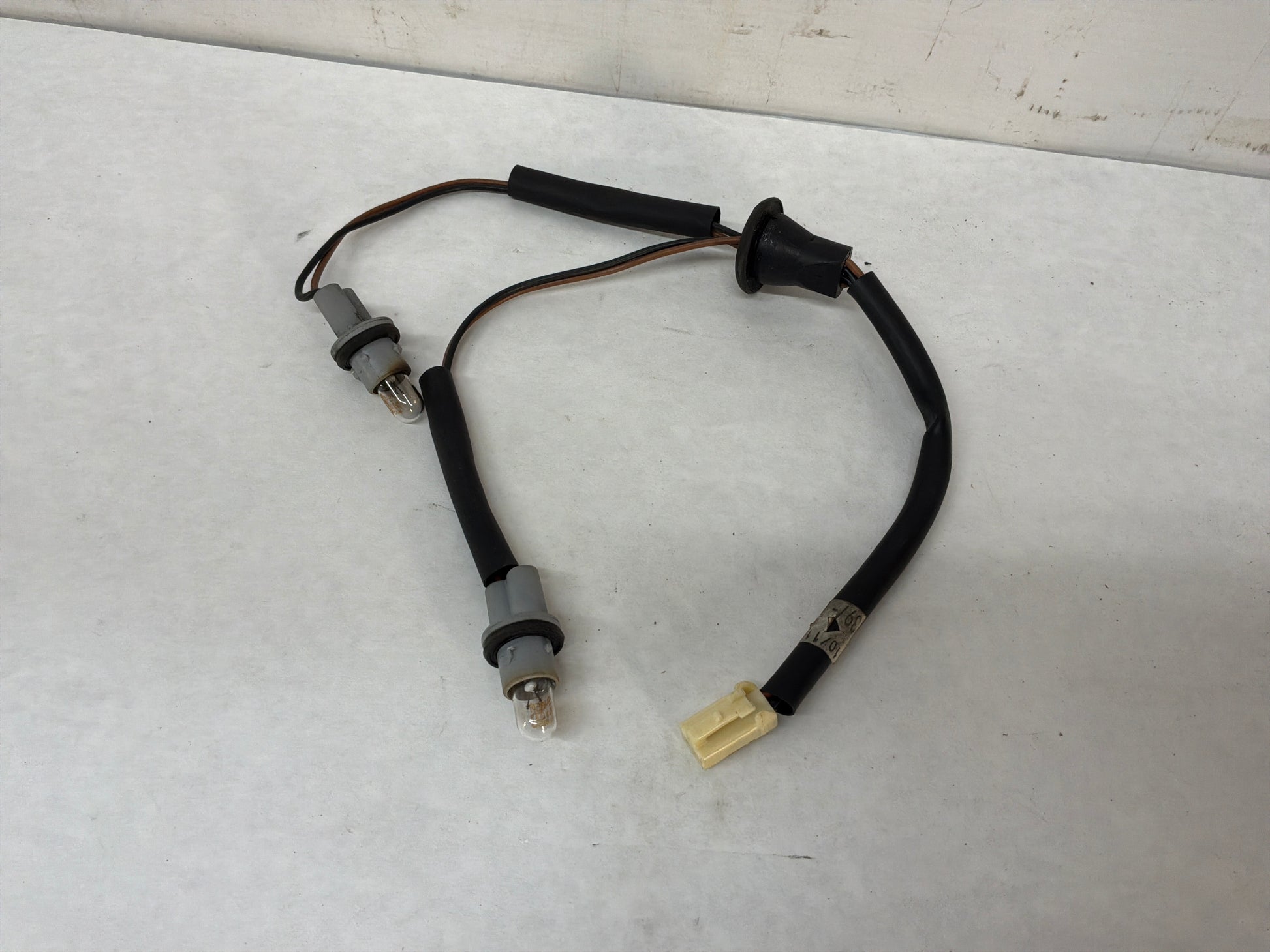 Tag light harness - Day's Parts Yard