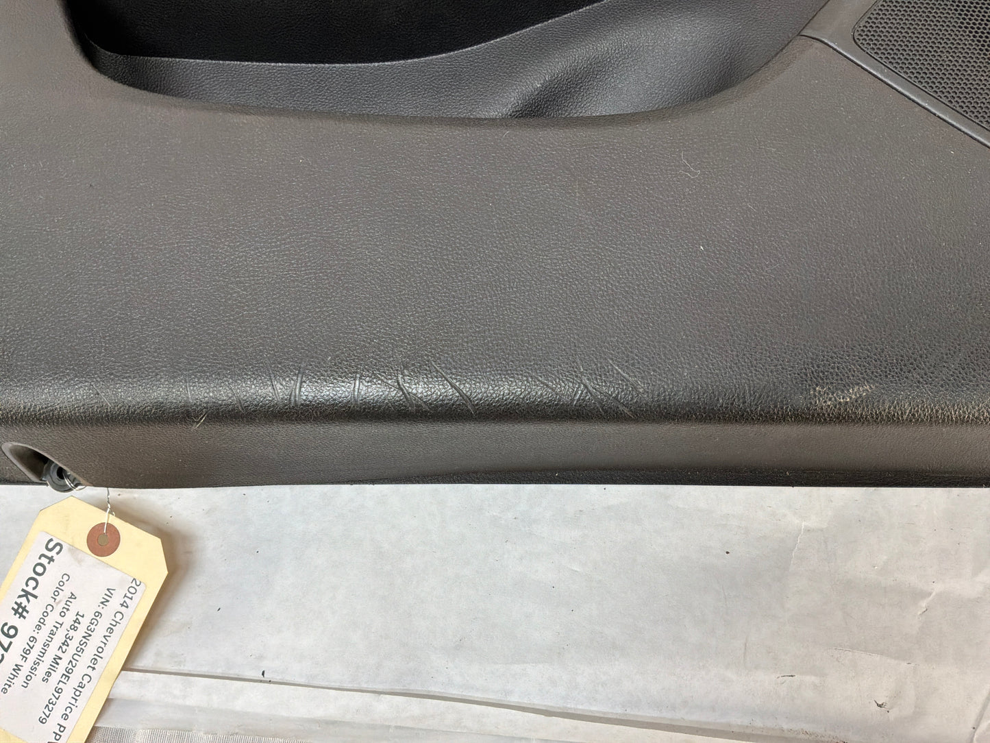 2014 Chevy Caprice PPV LH Driver Front Interior Door Panel Trim OEM