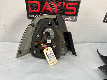 Rh taillight - Day's Parts Yard