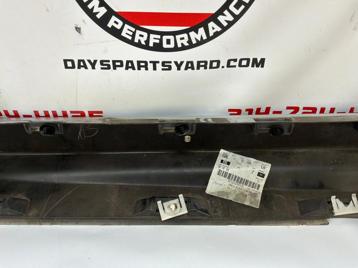 2014 Chevy SS Sedan RH Passenger Rocker Molding Side Skirt Panel Trim Silver OEM