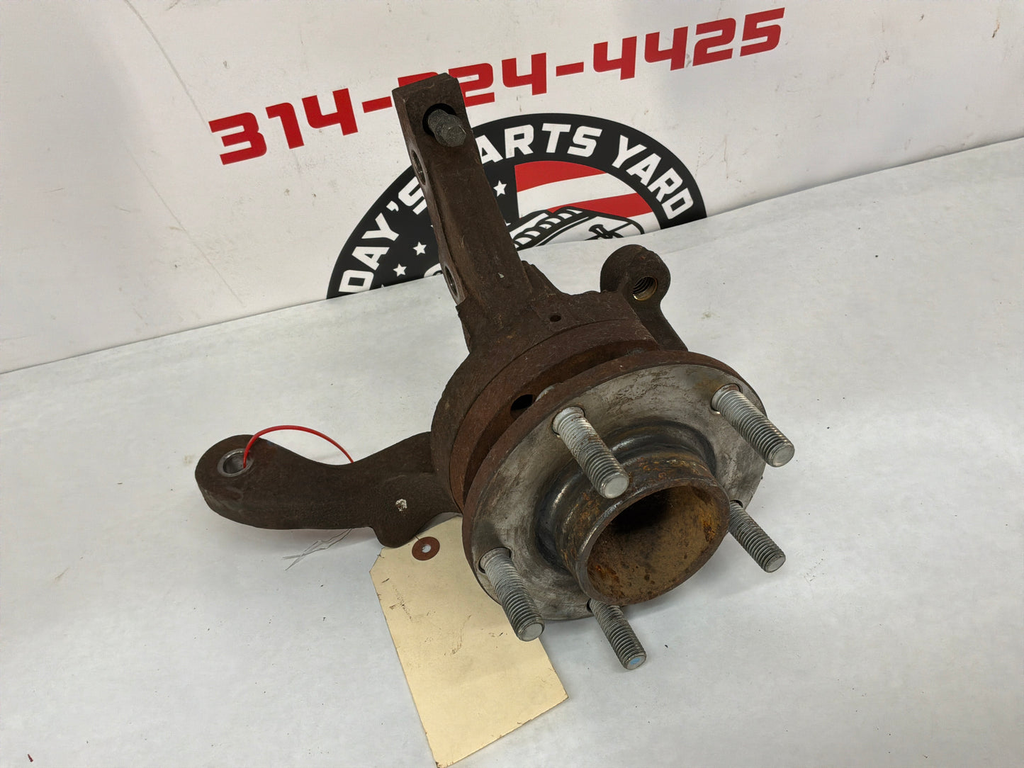 2005 Pontiac GTO RH Passenger Front Suspension Spindle Hub Knuckle Assembly OEM